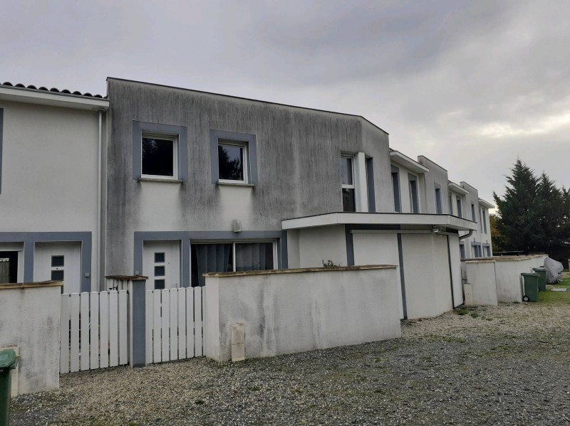 Express multi-service nettoyage de façade sur la commune de Mérignac