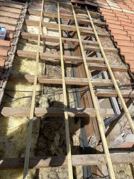 Remplacement liteaux à Blanquefort (33290) pour une rénovation de toiture sur mesure