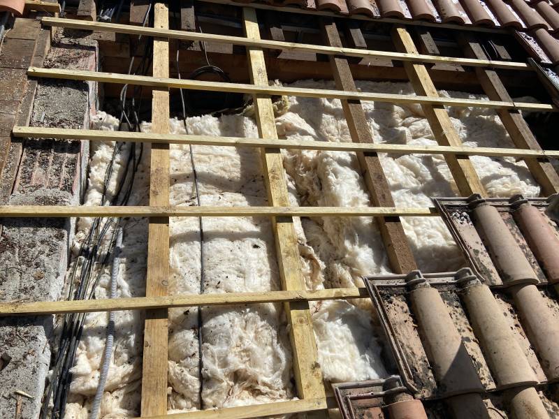 Remplacement de Liteaux dans le Médoc par un artisan couvreur local BIO COUVERTURE